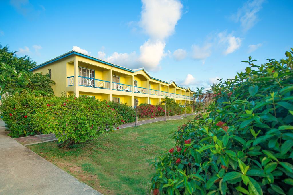 Anchorage Inn Dickenson Bay Exterior photo